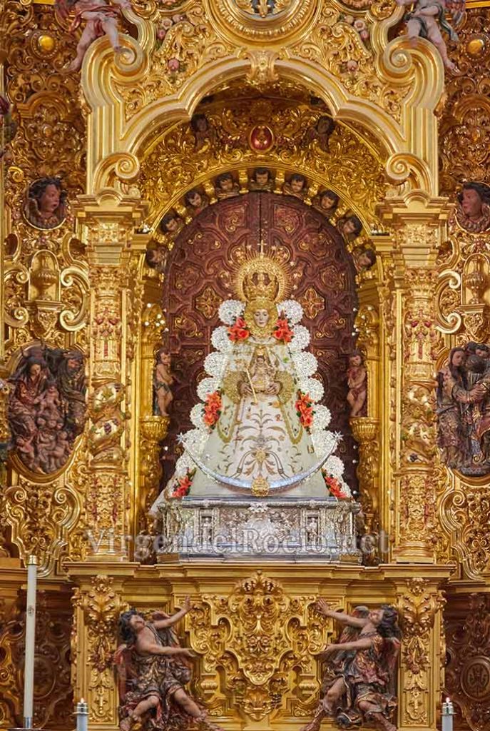 Altar con Virgen del Rocío